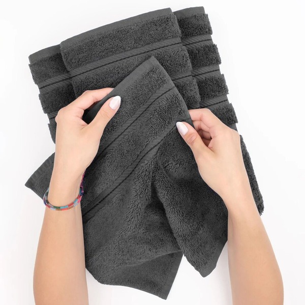 Set 6 Prosoape Premium Daveza 600 GSM 2 Prosoape de Baie 70x140 cm 4 Prosoape de Maini si Fata 50x90 cm 100 Bumbac Turcesc Set Prosoape Alb 399 1